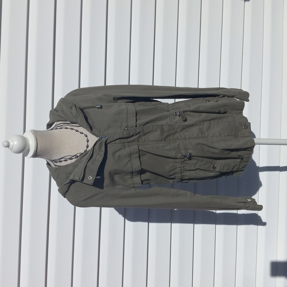 DIVIDED H&M  Khaki GREEN Utility Jacket With Hood Size 0
